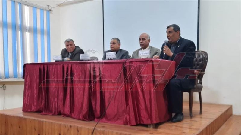 خلال الندوة