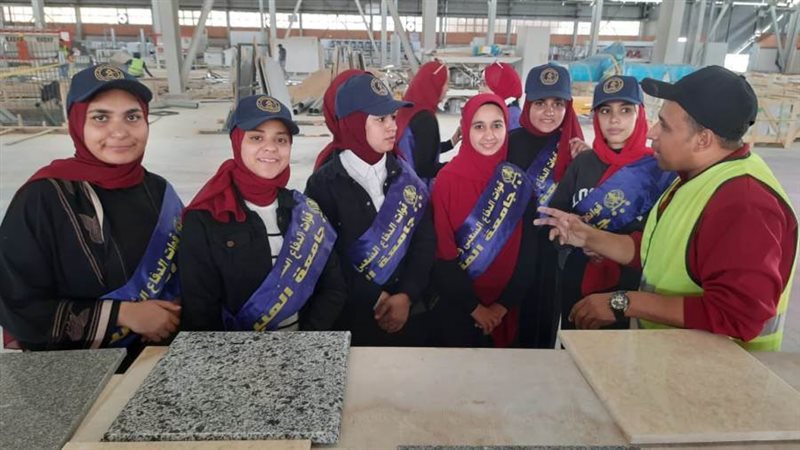 طلاب جامعة المنيا