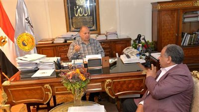 محافظ أسيوط يناقش استعدادات 