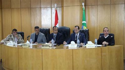 نائب محافظ المنيا يعقد اجتماع لجنة البت لبحث ملف تقنين أراضي أملاك الدولة