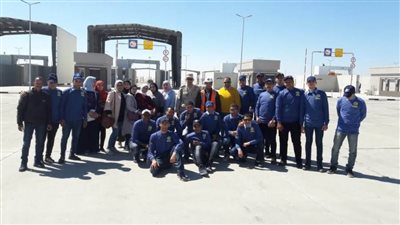 رئيس جامعة العريش يدعم زيارة الطلاب للمشروعات القومية بالجمهورية الجديدة