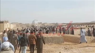 تشييع جنازة ضحايا المنزل المنهار بأبوقرقاص بالمنيا صور