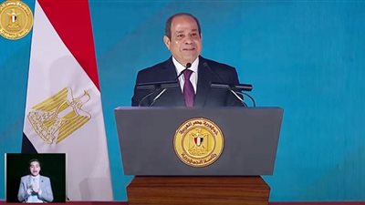 السيسي: نوفر كافة السبل لشبابنا لتحقيق مستقبل يتناسب مع طموحاتهم.. وأحلام الوطن تتحقق بالعمل والإصرار