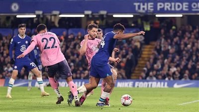 إيفرتون يتعادل مع تشيلسي 2/2 في الدوري الإنجليزي الممتاز
