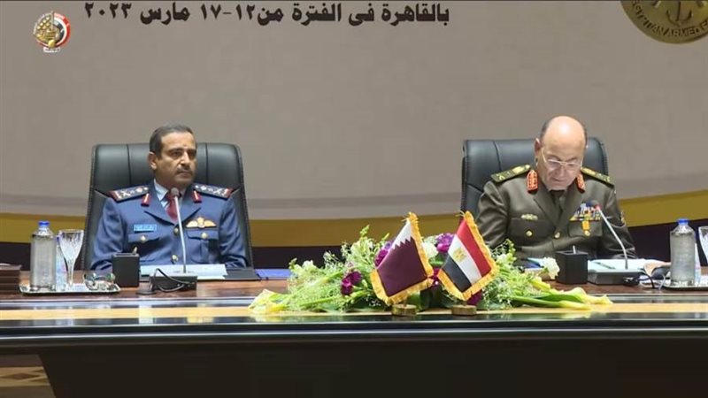 عقد الاجتماع الأول