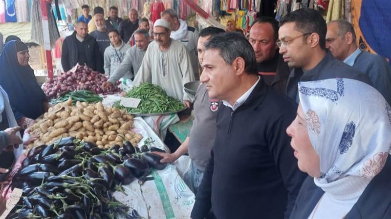 افتتاح 10 معارض ومنافذ