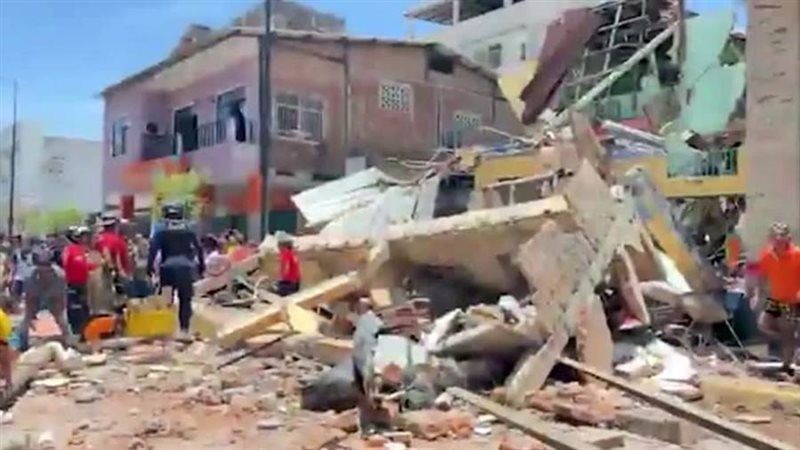 زلزال يضرب الإكوادور