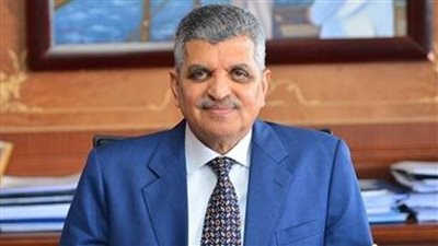 رئيس هيئة قناة السويس يؤكد ضرورة تضافر جهود المجتمع الملاحي العربي للنهوض بأنشطة النقل البحري