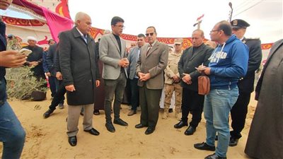 محافظ شمال سيناء يتفقد عددًا من المشروعات بالشيخ زويد