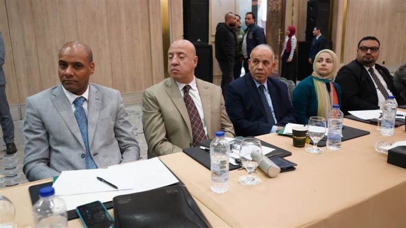 الدائرة المستديرة