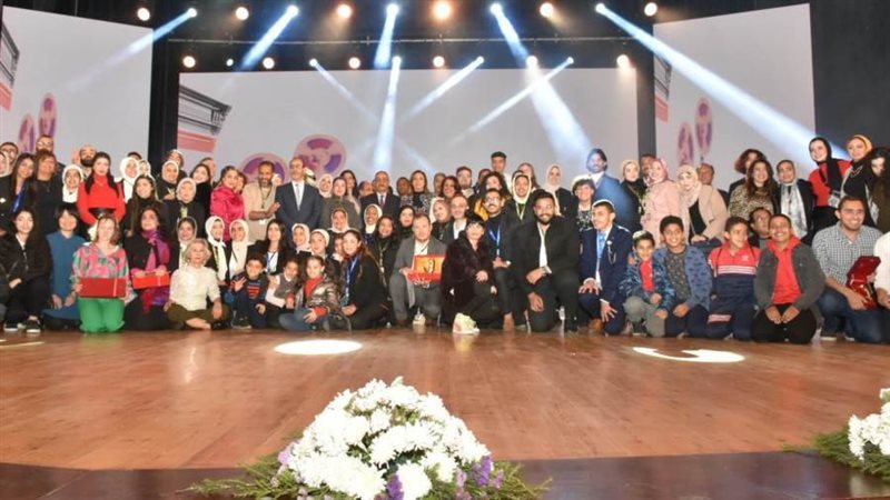 جانب من التكريم