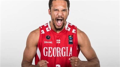 الأهلي يضع بديلًا في حالة تعثر ضم مايكل ديكسون لدعم فريق السلة