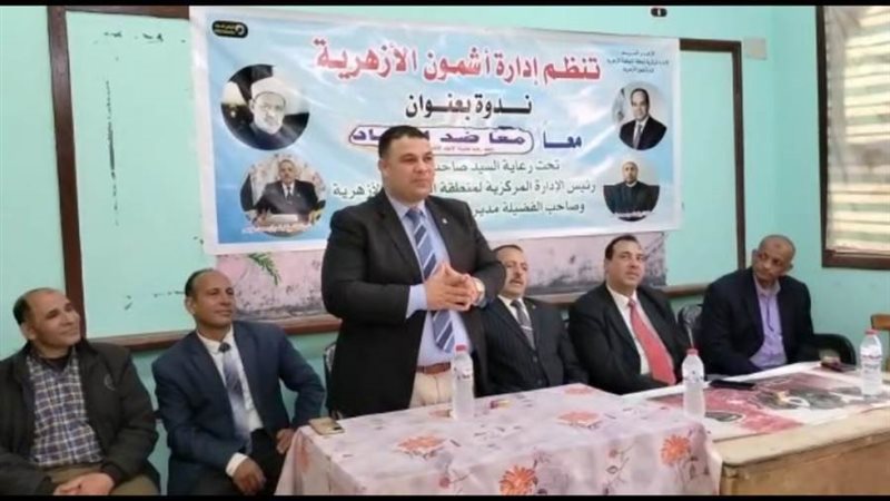 الكاتب الصحفي محمد