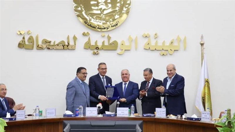 الوطنية للصحافة تكرم