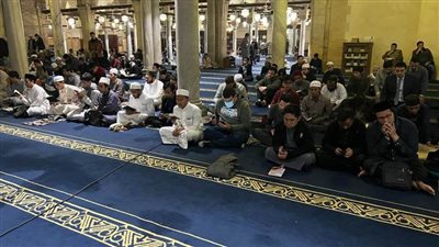 الجامع الأزهر يستقبل المصلين لأداء أول «تراويح» في رمضان