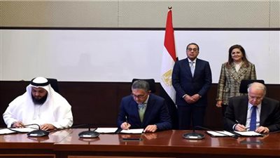 رئيس الوزراء يشهد التوقيع على مذكرة تفاهم لإنشاء مركز القاهرة المالي الدولي بالعاصمة الإدارية الجديدة 