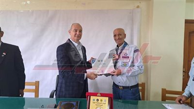 وكيل وزارة الشباب بكفر الشيخ يكرم نسور الجوية أصحاب المستوى الأول بالمهرجان الكشفي