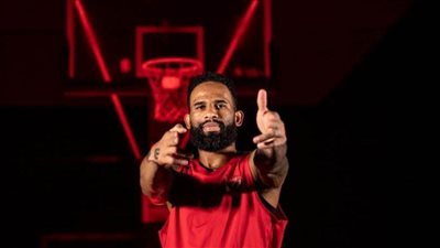 كيف يفكر الأهلي في بديل والتر هودج ببطولة إفريقيا لكرة السلة BAL؟