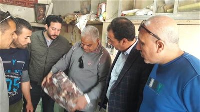 تحرير 13 مخالفة تموينية وضبط دواجن مجمدة غير صالحة للاستهلاك الآدمي ببنى مزار