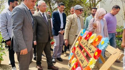 رئيس جامعة المنيا يفتتح معرض زهور الربيع بالمشتل التعليمي لكلية الزراعة
