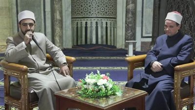 اغتنام الأوقات في شهر البركات.. أولى حلقات ملتقى الظهر بالجامع الأزهر