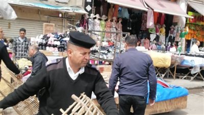 حملات مكثفة لرفع الإشغالات وما يعيق حركة المرور والمارة بالإسكندرية