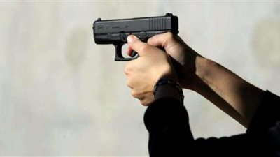 شاب يشرع في قتل صديقه بشبرا الخيمة