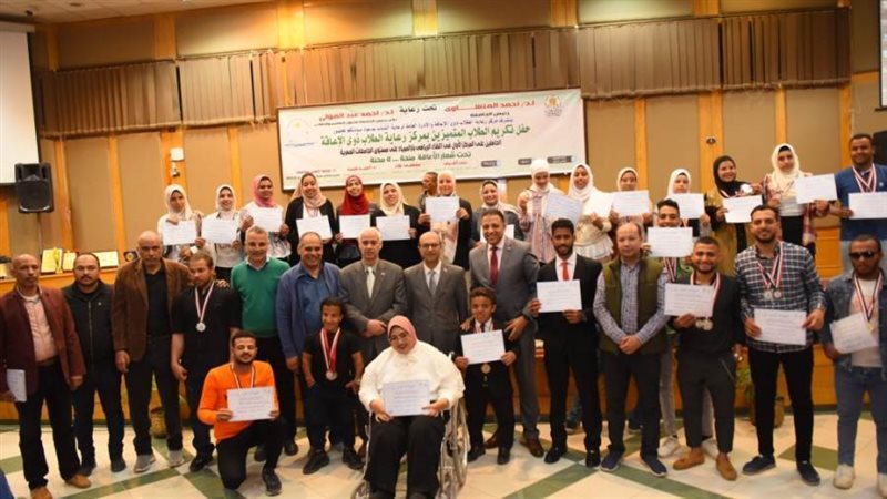 رئيس جامعة أسيوط