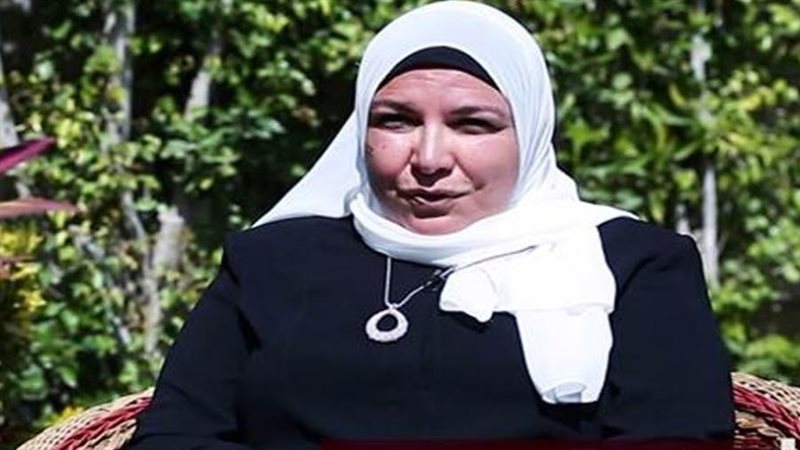 عبير أنور واعظة بوزارة