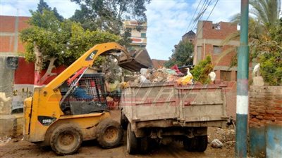 رفع مياه الأمطار وحملات نظافة وأعمال تطوير بقرى ومدن كفر الشيخ