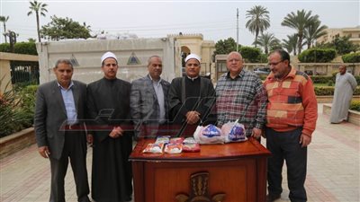 وصول الدفعة الأولى من 65 ألف شنطة رمضانية لتوزيعها على الأسر المستحقة بكفر الشيخ   