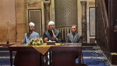 ملتقى العصر بالجامع الأزهر يناقش الترابط الأسري وأهميته في المجتمع