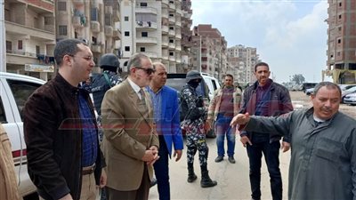 محافظ كفر الشيخ يتفقد المشروعات الخدمية