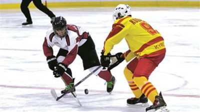 الفلبين تفوز ببطولة العالم لهوكي الجليد ومنغوليا في المركز الثاني والكويت الثالث