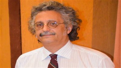 الأطباء تخاطب الصحة والمالية لاحتساب مستحقات الأطباء على أساسي يوليو ٢٠١٦