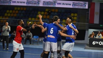 الأهلي يهزم سموحة.. ويقترب من الصعود لنهائي دوري الطائرة