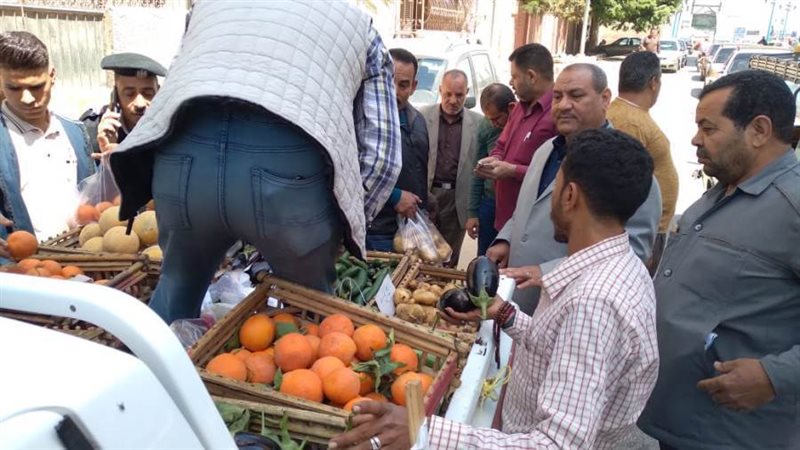 سيارة بيع الخضروات