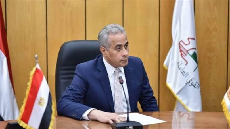 وزير القوى العاملة