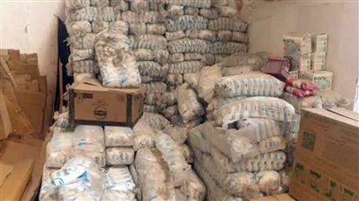 قبل تهريبه.. ضبط أكثر من 4200 كيلو سكر وزيت تمويني مدعم بالشرقية 