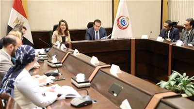 وزير الصحة يبحث مع غادة والي التعاون في الموضوعات ذات الاهتمام المشترك