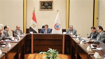 وزير الصحة: نحرص على تحسين أوضاع جميع العاملين بالقطاع الصحي