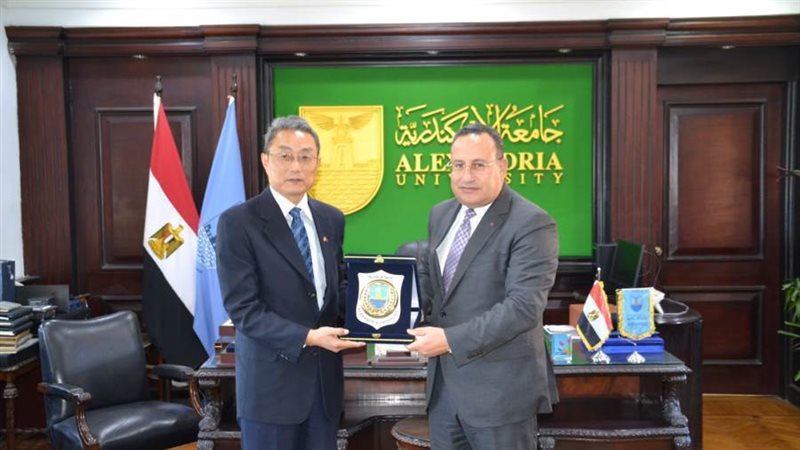 رييس جامعة الإسكندرية