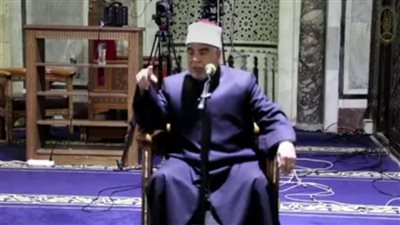 الفقي: تلاحم المصلين من قارات العالم في الجامع الأزهر ‏يذكرنا بأم القرى
