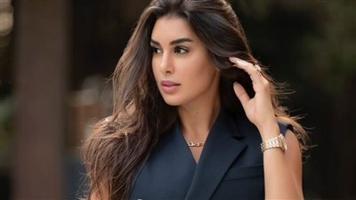 أنا خليفة الله والكون مسخر لخدمتي.. هل تفكر ياسمين صبري في ارتداء الحجاب؟