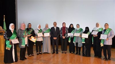 محافظ الإسماعيلية يشهد الاحتفال السنوي لتكريم الأمهات المثاليات 