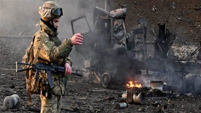 مقتل قائد عسكري روسي وإصابة 15 آخرين بانفجار عبوة ناسفة في مقهى وسط سان بطرسبورج