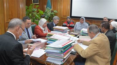 لجنة لاختبار المتقدمين لشغل المناصب القيادية بالقليوبية 