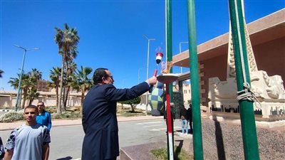 محافظ شمال سيناء يوقد شعلة تصفيات أولمبياد المحافظات الحدودية