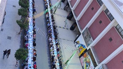 على أطول مائدة إفطار.. طلاب من أجل مصر ينظمون إفطارا جماعيا لمنسوبي الجامعة