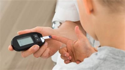 وزارة الصحة تضع روشتة لتغذية الطفل المصاب بالسكري 